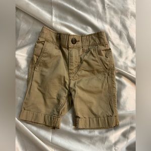 Old Navy | Tan Shorts